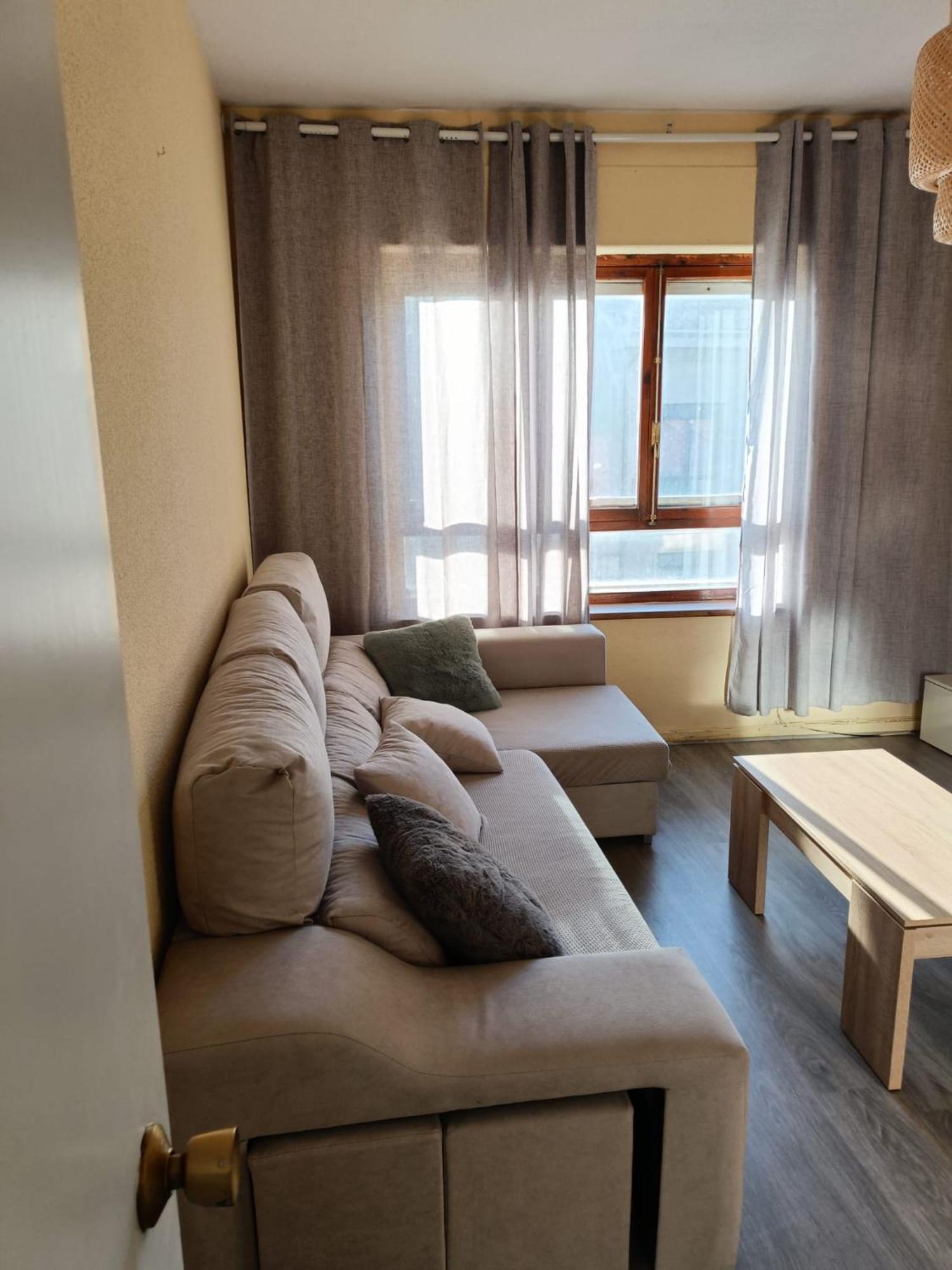 Apartamento San Andrés.Piso amueblado en Astorga. Cerca del camino de Santiago. Aparcamiento privado bicis. Exterior foto
